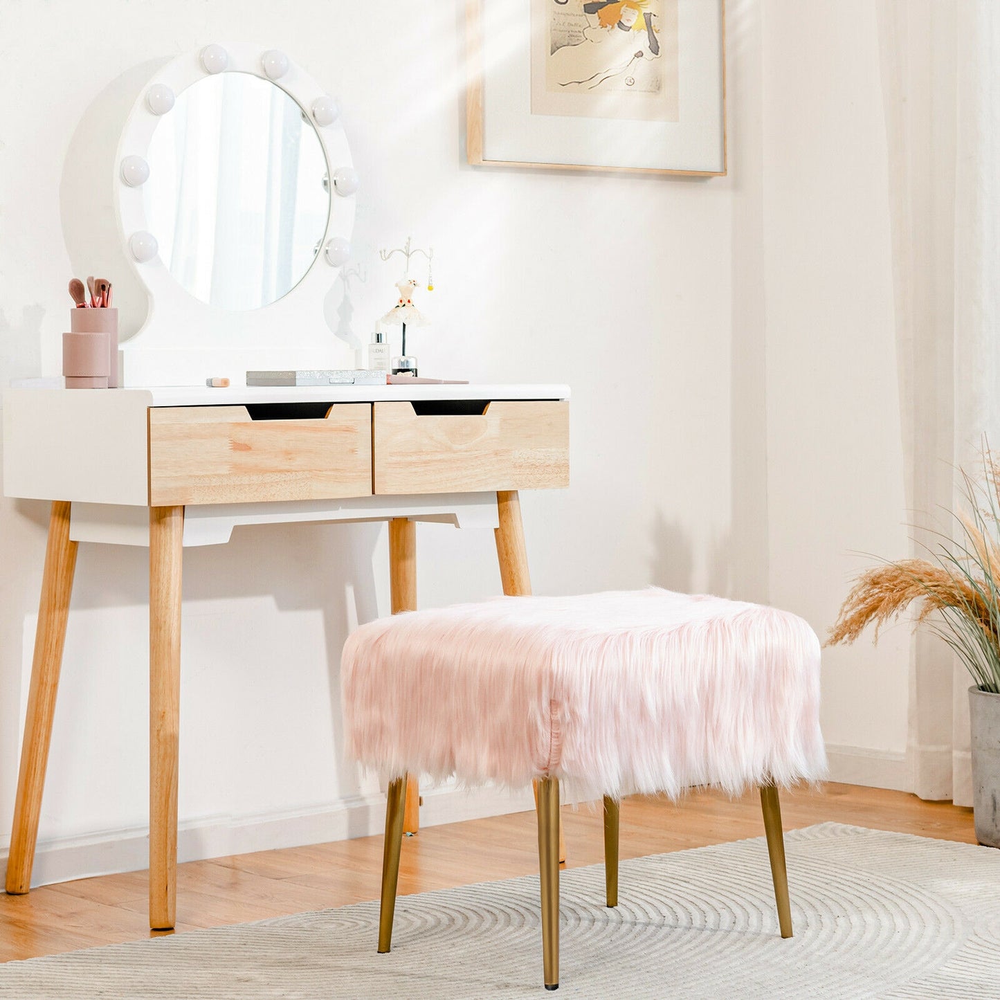 Plush Faux Fur Vanity Stool with Sleek Gold Metal Base in Pink