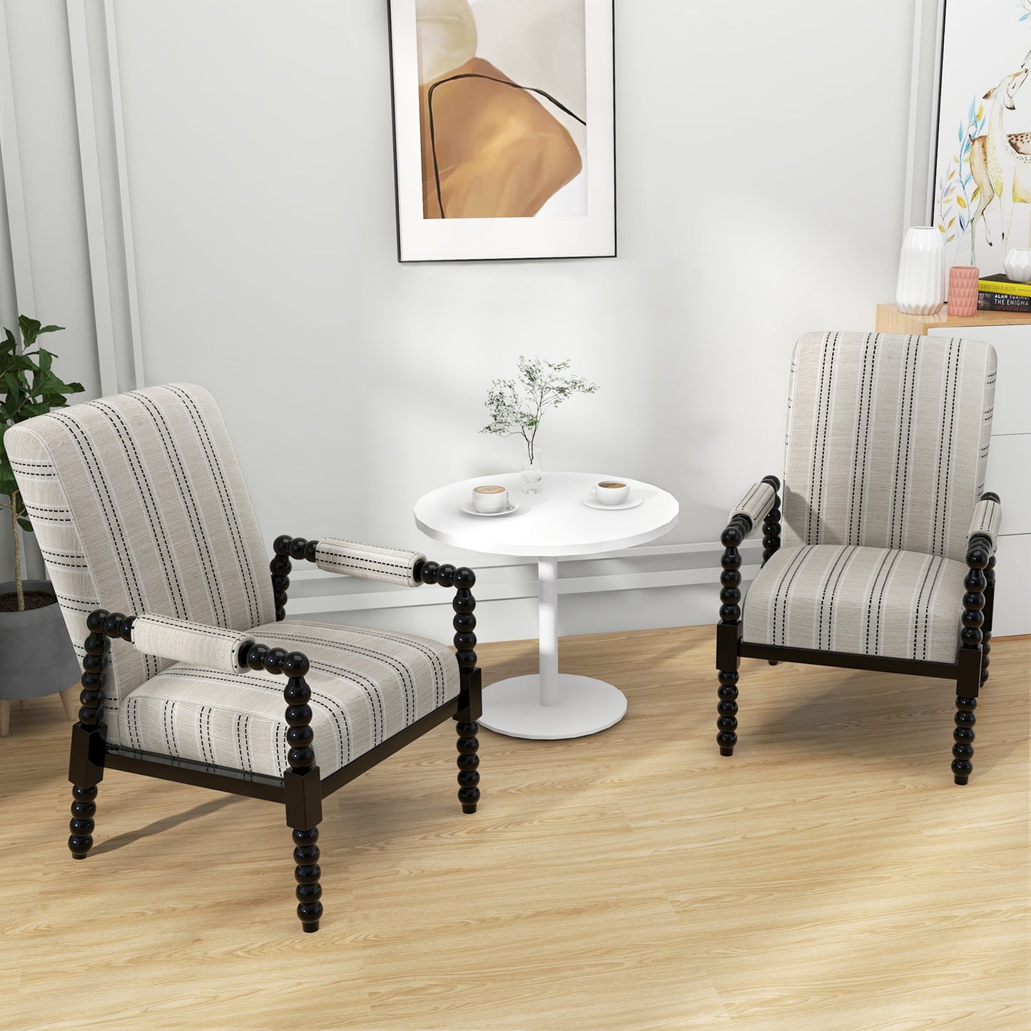 Elegant Upholstered Lounge Chair with Rubber Wood Legs and Cushioned Seat