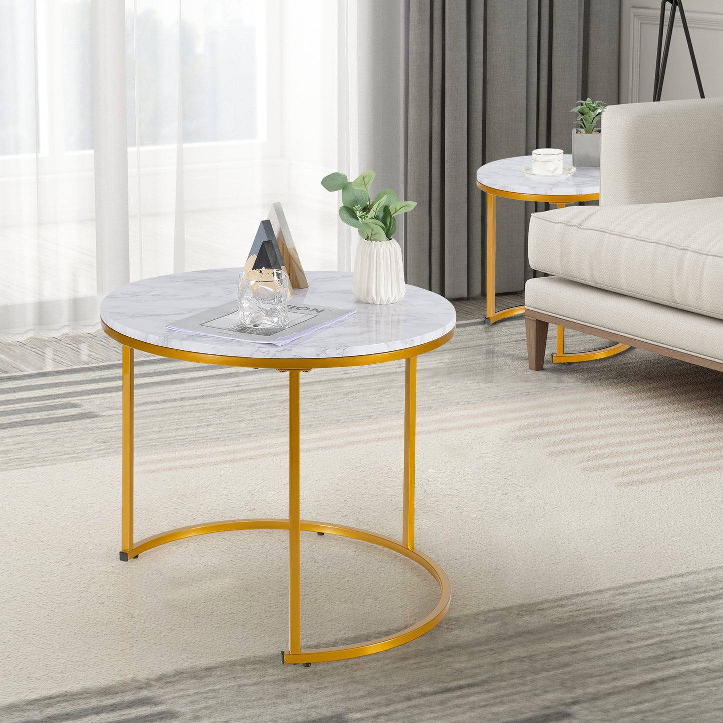 Set of 2 Stacking Round Coffee Tables with Vintage Finish and Metal Frame, Golden
