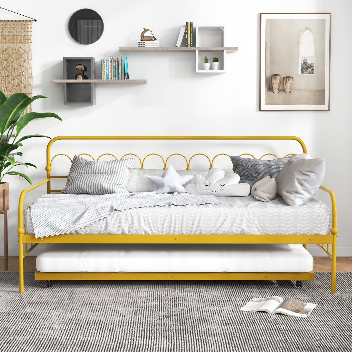 Golden Metal Twin Daybed with Trundle and Lockable Wheels – Space-Saving Sofa and Guest Bed