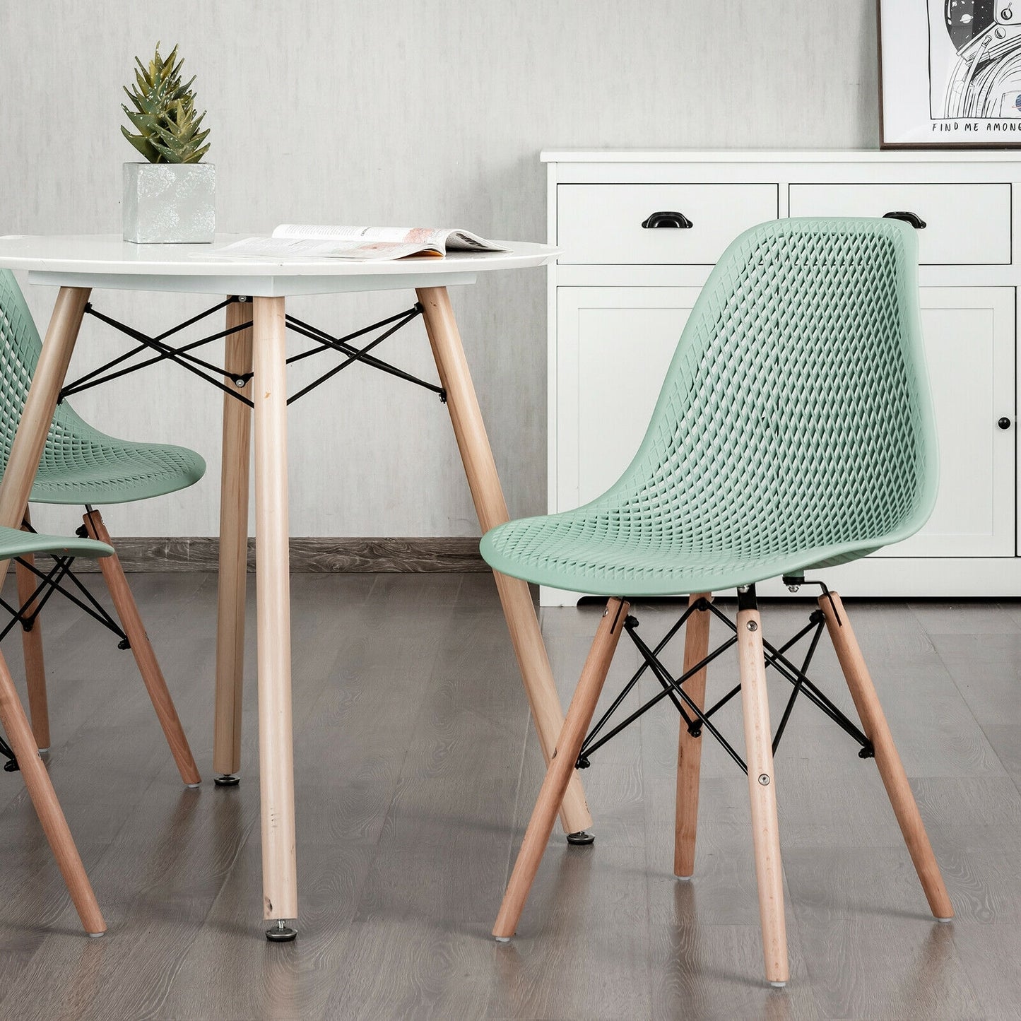 Set of 2 Modern Plastic Hollow Dining Chairs with Wooden Legs for Home and Office - Green