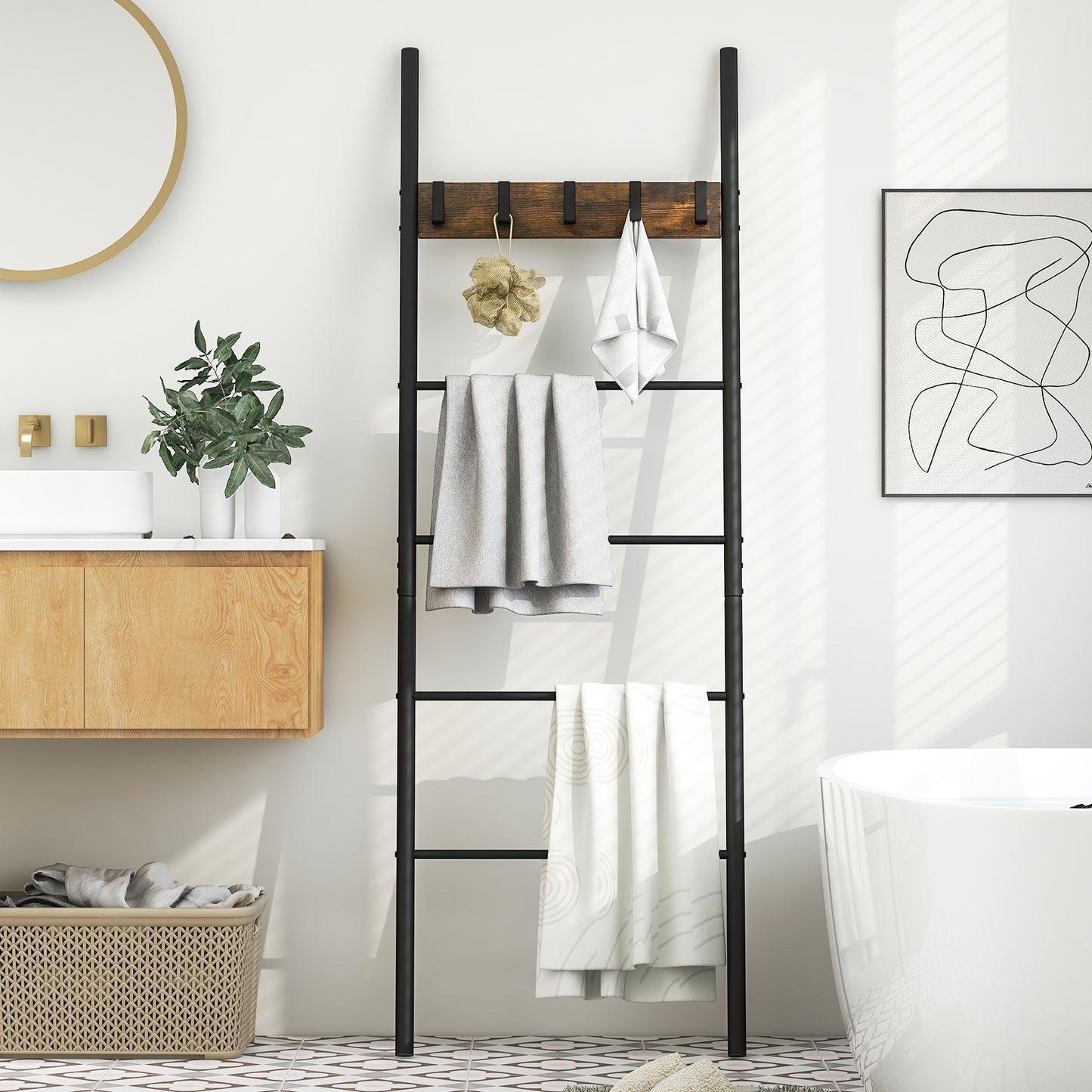 5-Tier Wall-Leaning Blanket Ladder with Removable Hooks and Industrial Design