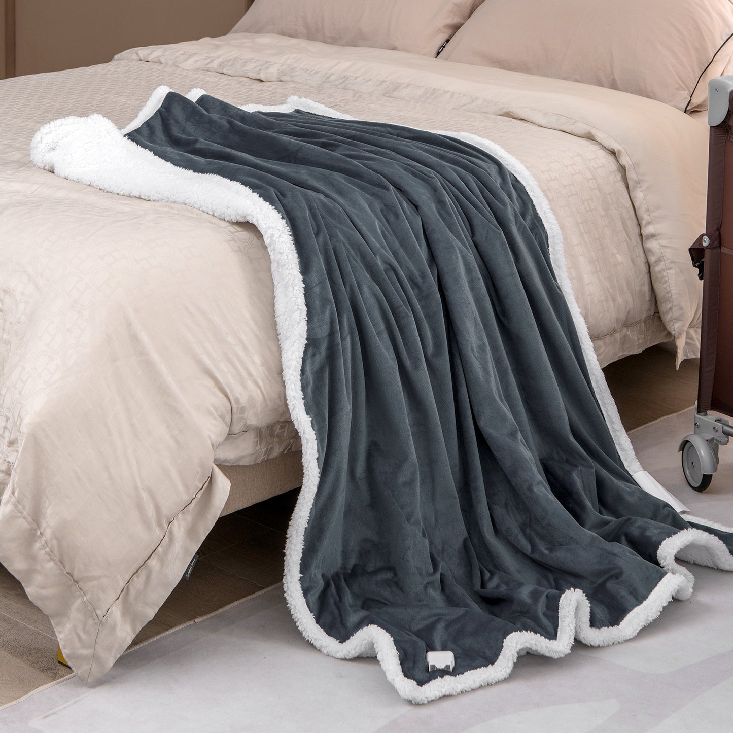 Electric Heated Blanket Throw with 10 Heat Settings and Auto Shut-Off – Grey